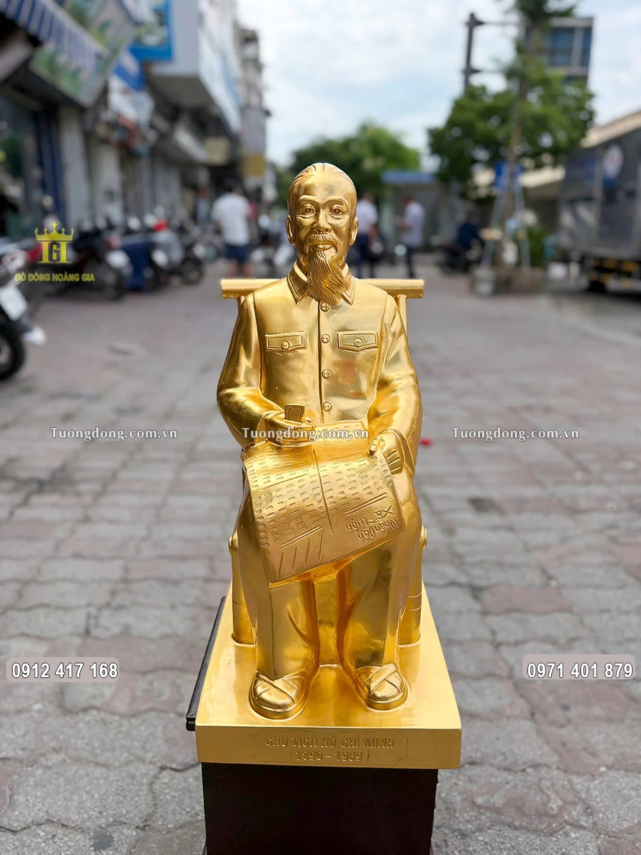 Gia chủ nên đặt vật phẩm trên cao, không đặt thẳng xuống đất
